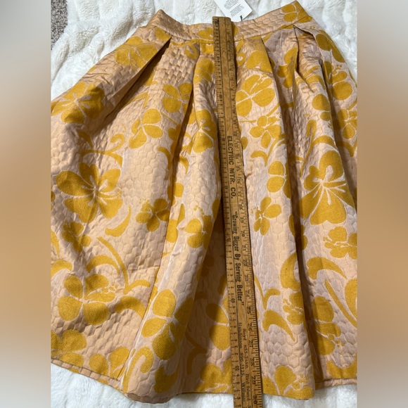 ASOS Yellow quilted skirt NWT - Picture 10 of 11